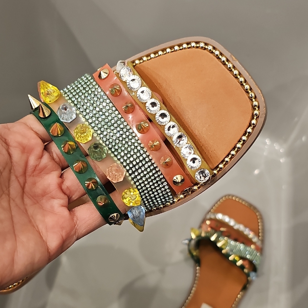 Steve Madden Women's Embellished Sandals Green Leandra Gold SZ 8.5 M - Picture 2 of 5